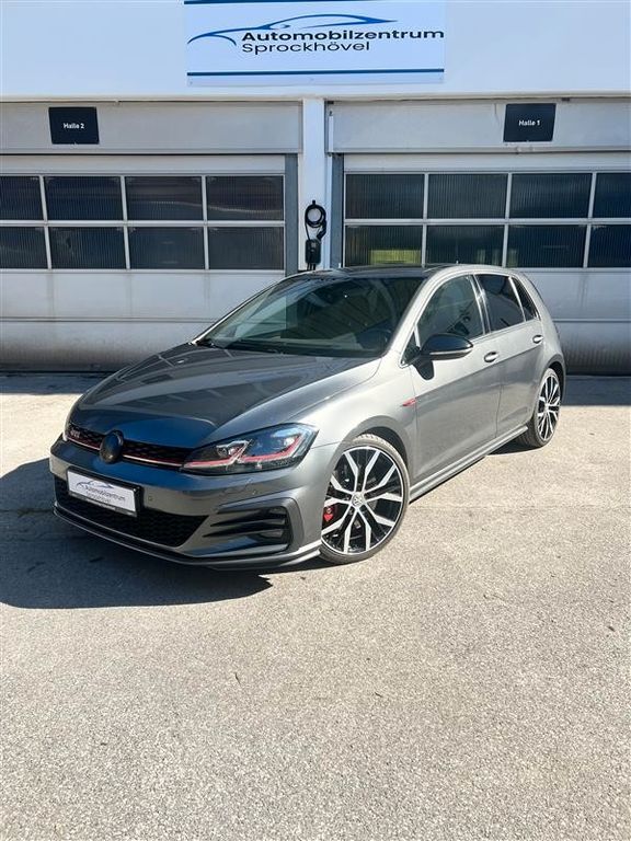 VW Golf 144.000 km 19.300 € Sprockhövel 45549