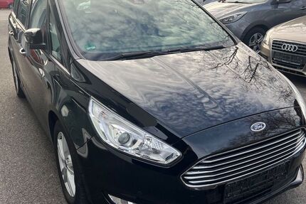 Ford Galaxy 174.000 km 11.999 € Recklinghausen 45663