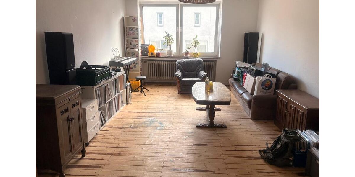 Etagenwohnung Bochum - 4 Zimmer, 130 m&sup2;, 1.100&euro; | Angebot:27594072