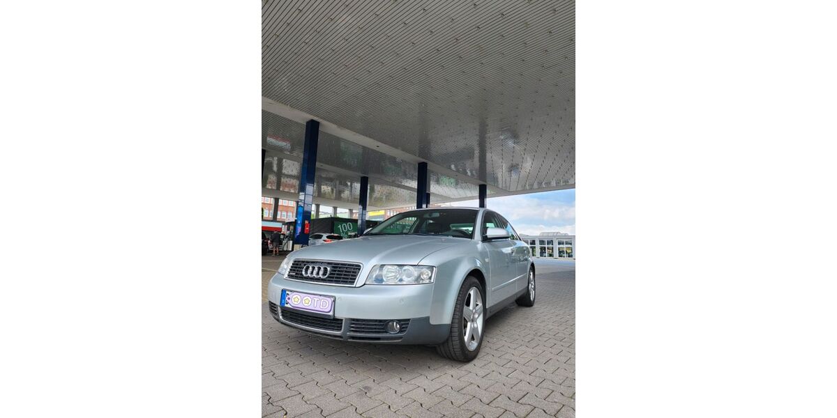 Audi A4 129.900 km 6.499 &euro; Essen 45128