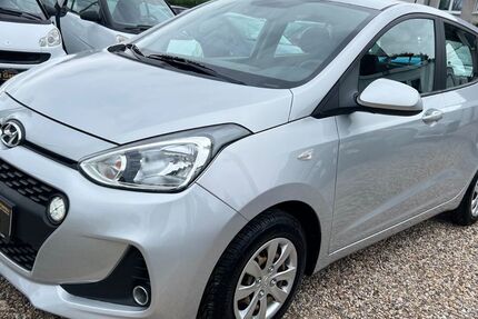 Hyundai i10 27.000 km 7.999 &euro; Essen 45355