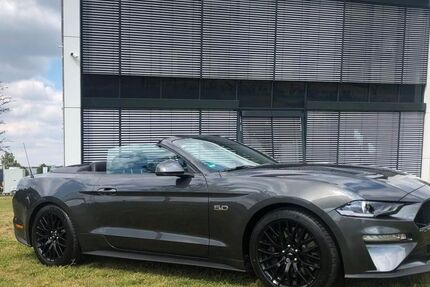 Ford Mustang 38.700 km 41.800 &euro; Moers 47445