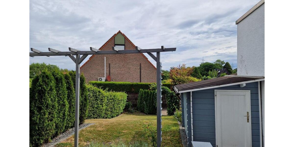 Reihenhaus Essen Stadtbezirk VII - 3.5 Zimmer, 94 m&sup2;, 390.000&euro; | Angebot:27121366