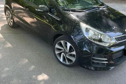 Kia Rio 53.850 km 7.200 &euro; Duisburg 47169