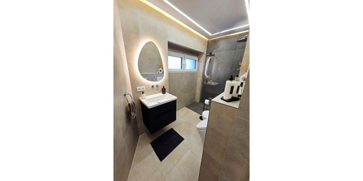 Exklusives Einfamilienhaus in Spielstraße - komplett kernsaniert und hochwertig ausgestattet 5 zimmer