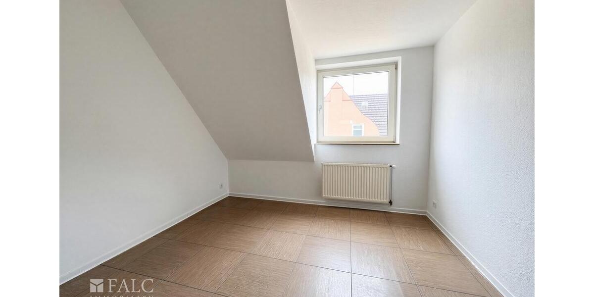 Dachgeschoßwohnung Gelsenkirchen Rotthausen - 3 Zimmer, 55 m&sup2;, 390&euro; | Angebot:26068678
