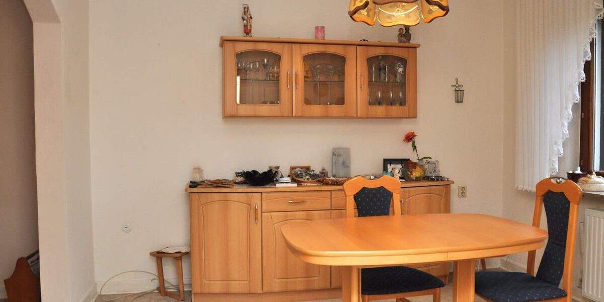 Reihenendhaus Duisburg Hochemmerich - 5 Zimmer, 87 m&sup2;, 198.000&euro; | Angebot:25744080