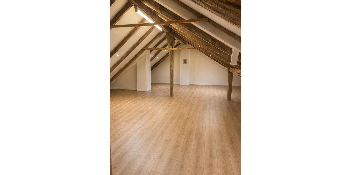 Maisonettenwohnung Essen Stadtbezirk VIII - 5 Zimmer, 140 m&sup2;, 1.190&euro; | Angebot:26329294