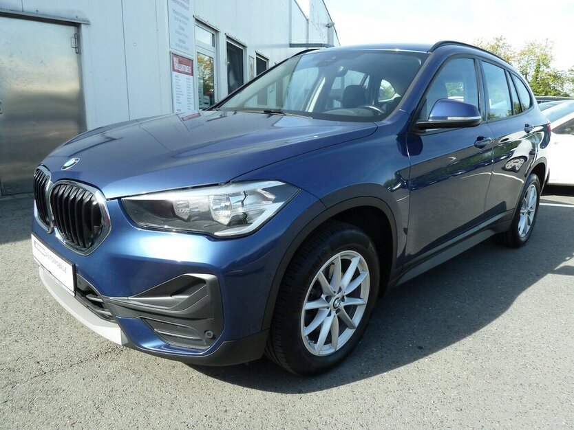 BMW X1 X drive18 D Avantage Sportsitzei AHK PDC DAB 188.000 km 16.800 € Ratingen 40885