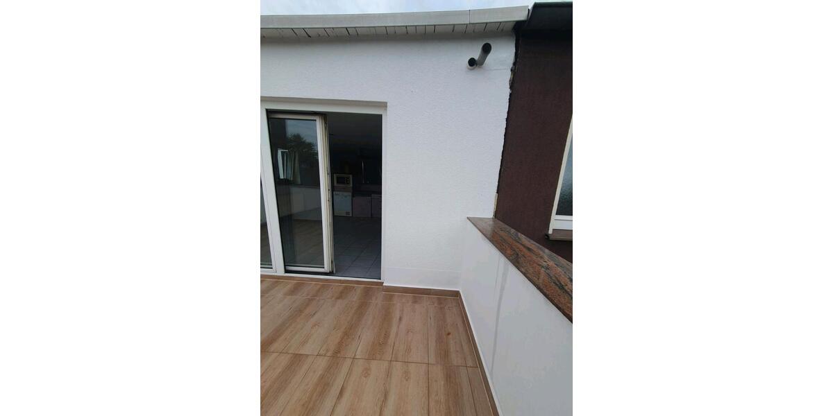 Dachgeschoßwohnung Gelsenkirchen - 2 Zimmer, 98 m&sup2;, 155.000&euro; | Angebot:25599725