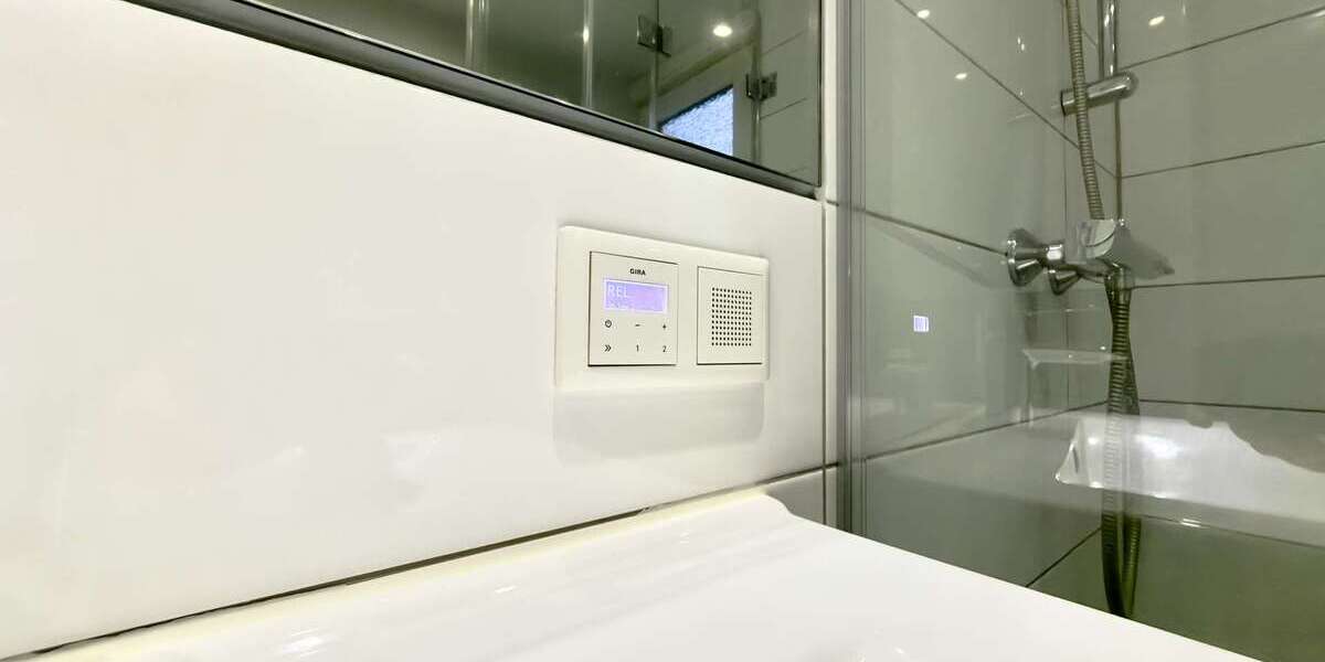 Gepflegte 3,5-Zimmer-Dachgeschosswohnung mit Einbauküche und Garage - Dachgeschoßwohnung Gelsenkirchen Gelsenkirchen-Mitte | Angebot:24740235