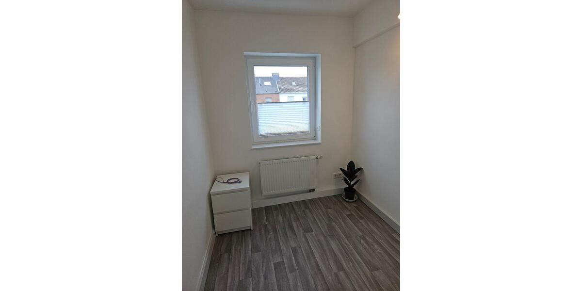 Reihenhaus Recklinghausen Hillerheide - 4 Zimmer, 82 m&sup2;, 194.900&euro; | Angebot:27096320