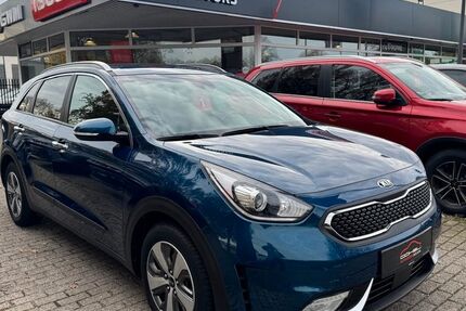Kia Niro 71.000 km 16.950 € Mülheim an der Ruhr 45476