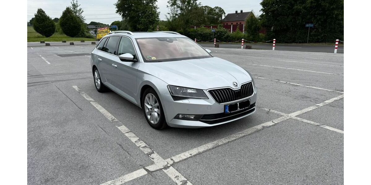 Skoda Superb 150.000 km 17.900 &euro; Bochum 44866