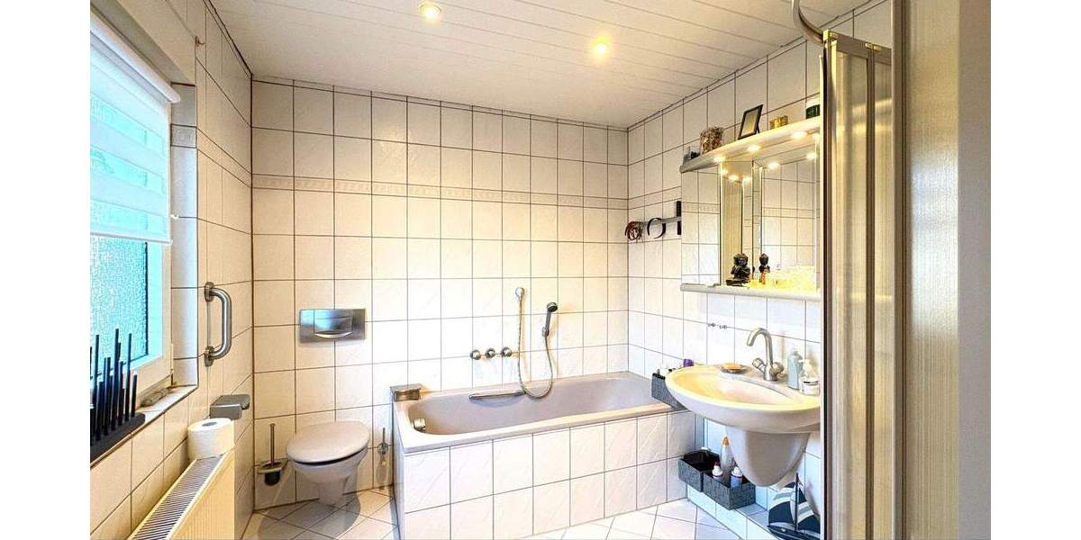 Einfamilienhaus Essen Schonnebeck - 4 Zimmer, 115 m&sup2;, 330.000&euro; | Angebot:24033290