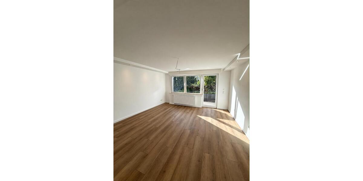 Etagenwohnung Moers Rheinkamp - 3 Zimmer, 79 m&sup2;, 1.550&euro; | Angebot:27619547