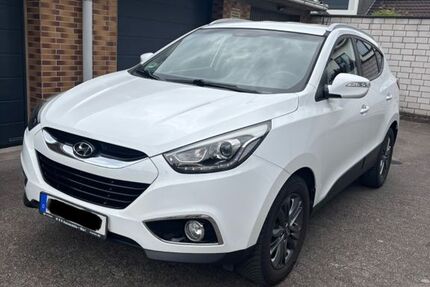 Hyundai ix35 112.000 km 9.300 &euro; Duisburg 47249