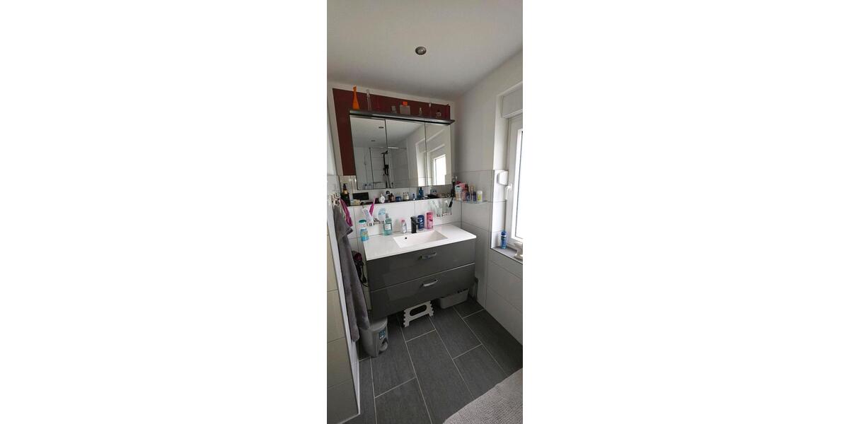 Reihenhaus Voerde (Niederrhein) - 4.5 Zimmer, 112 m&sup2;, 349.000&euro; | Angebot:26819357