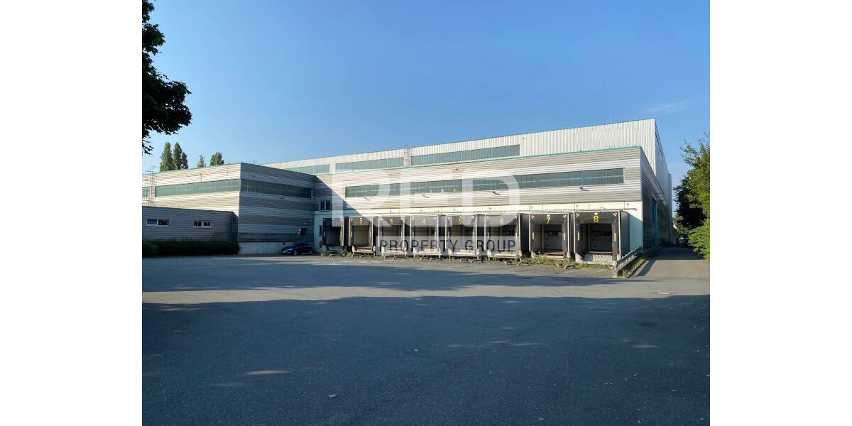 Exklusiv über RED: Lager inkl. gesprinklertem Hochregal mit 18.000 Palettenstellplätzen zimmer