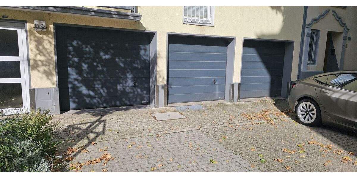 Etagenwohnung Essen Huttrop - 3 Zimmer, 87 m&sup2;, 250.000&euro; | Angebot:25631079