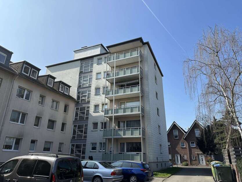 Wohnung zum Kaufen in Oberhausen 67.500 € 35.65 m²