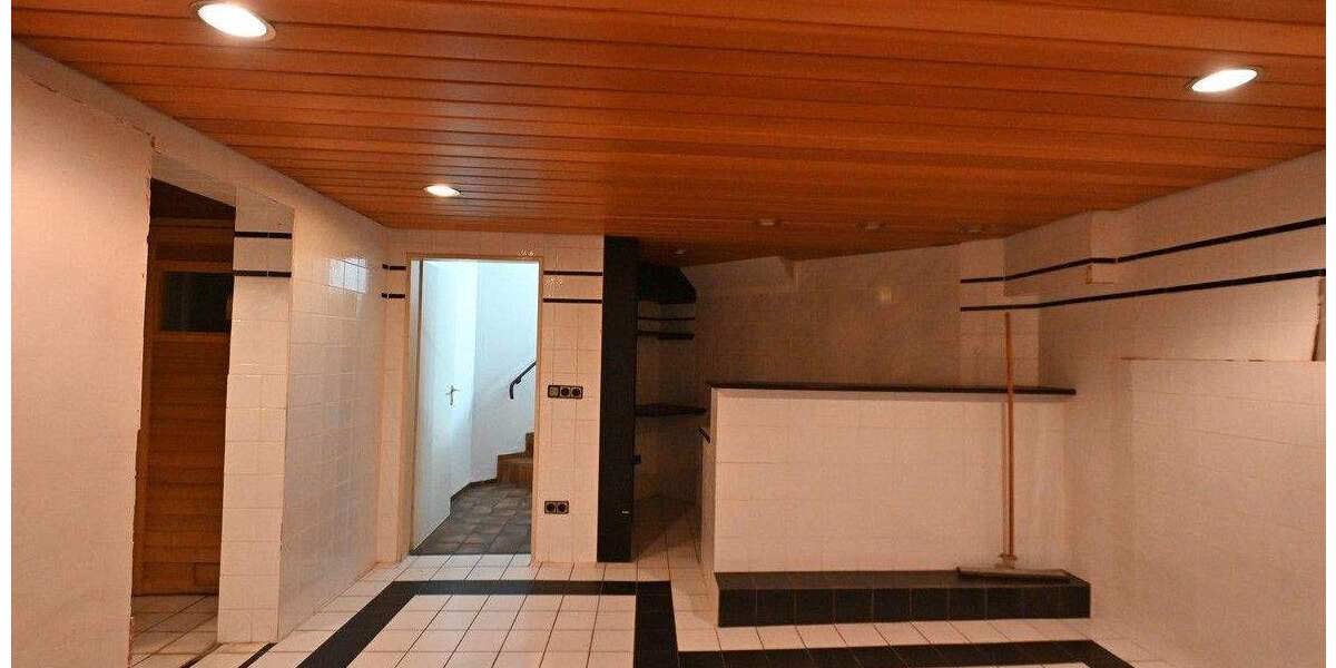 Etagenwohnung Essen Kettwig - 5 Zimmer, 172 m&sup2;, 425.000&euro; | Angebot:23940560