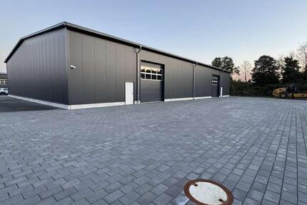 Neuwertige Lager- und Produktionshalle mit Büro, Küche und Sozialräume. zimmer