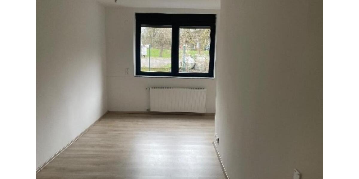 Erdgeschoßwohnung Duisburg Mittelmeiderich - 3 Zimmer, 80 m&sup2;, 720&euro; | Angebot:25568033