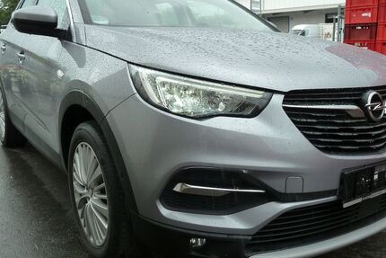 Opel Grandland (X) 171.000 km 10.900 &euro; Duisburg 47269