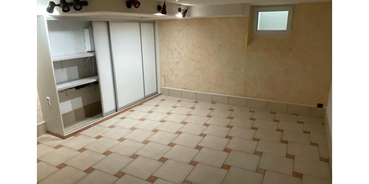 Bungalow Essen Huttrop - 3.5 Zimmer, 110 m&sup2;, 1.870&euro; | Angebot:27615758