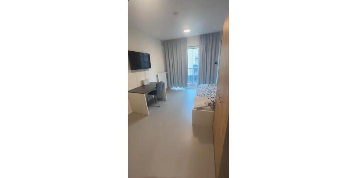 Etagenwohnung Essen Stadtkern - 1 Zimmer, 24 m&sup2;, 775&euro; | Angebot:26254901