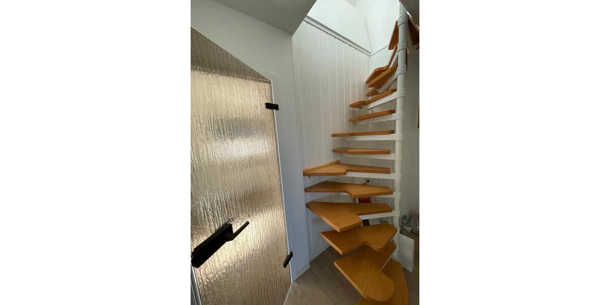 Dachgeschoßwohnung Essen Stadtbezirk VII - 2 Zimmer, 62 m&sup2;, 600&euro; | Angebot:26350508