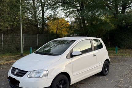 VW Fox 61.889 km 6.000 &euro; Duisburg 47057