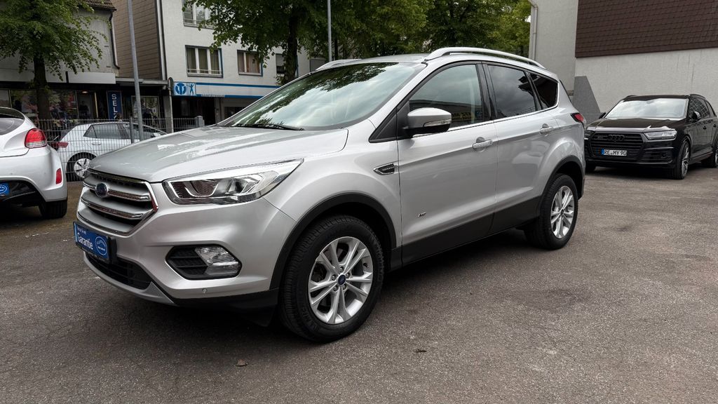 Ford Kuga 71.000 km 16.899 € Marl 45770