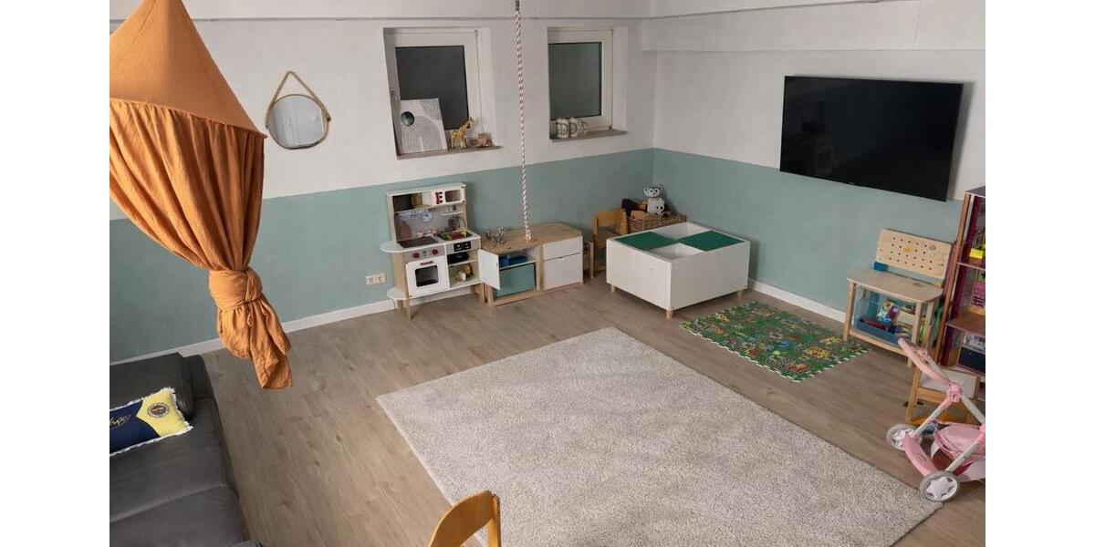Erdgeschoßwohnung Duisburg Walsum - 4 Zimmer, 126 m&sup2;, 269.000&euro; | Angebot:26086102