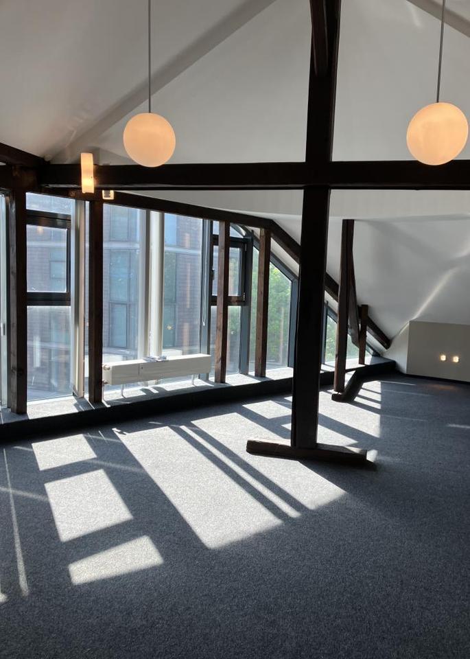 Workspace am Wasser - Großzügige Bürofläche am Innenhafen zimmer