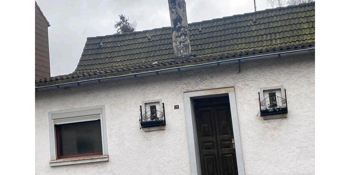 Einfamilienhaus Duisburg Hamborn - 6 Zimmer, 130 m&sup2;, 165.000&euro; | Angebot:27112091