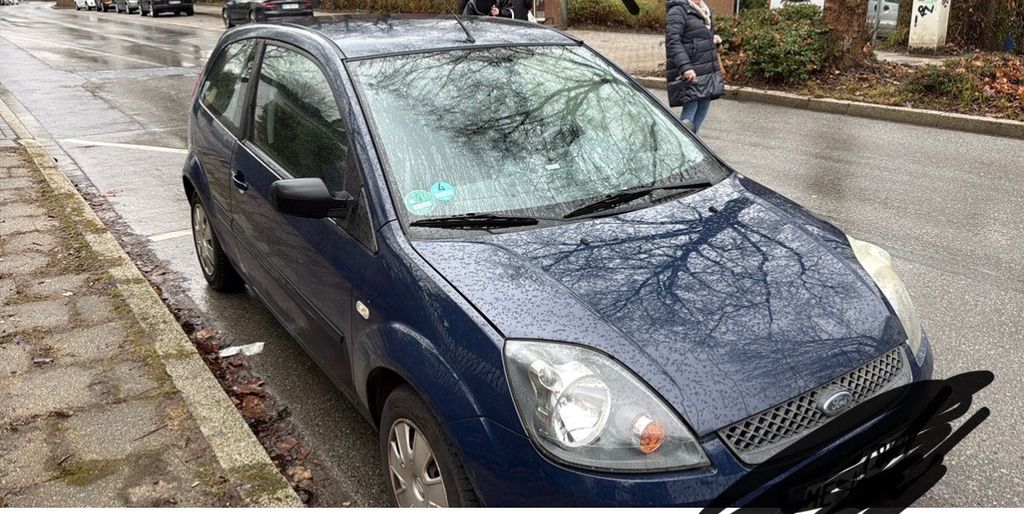 Ford Fiesta 82.000 km 2.499 &euro; Heiligenhaus 42579