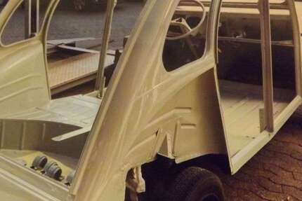 Citroen 2CV 123.456 km 15.500 € Mettmann 40822