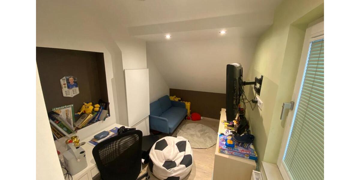 Doppelhaushälfte Duisburg Huckingen - 7 Zimmer, 120 m&sup2;, 599.000&euro; | Angebot:26268726