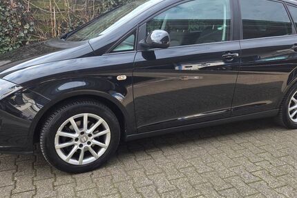 Seat Altea 130.923 km 7.750 &euro; Oberhausen 46149
