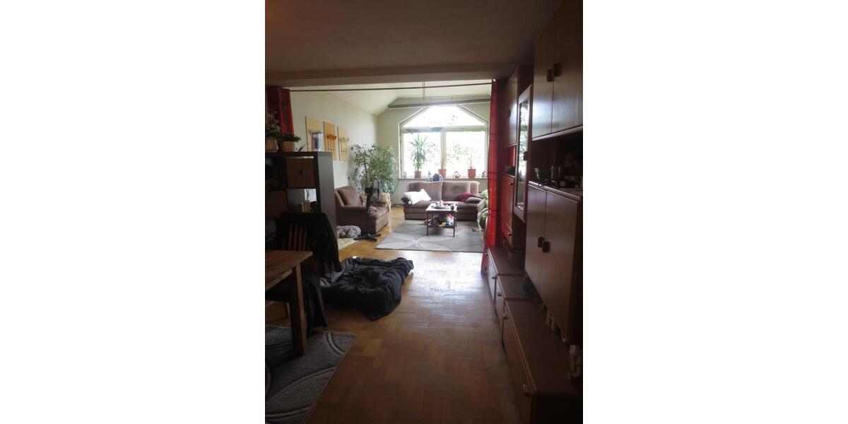 Zweifamilienhaus auf Erbpacht (ca. 110€ im Monat) in RE 7 zimmer