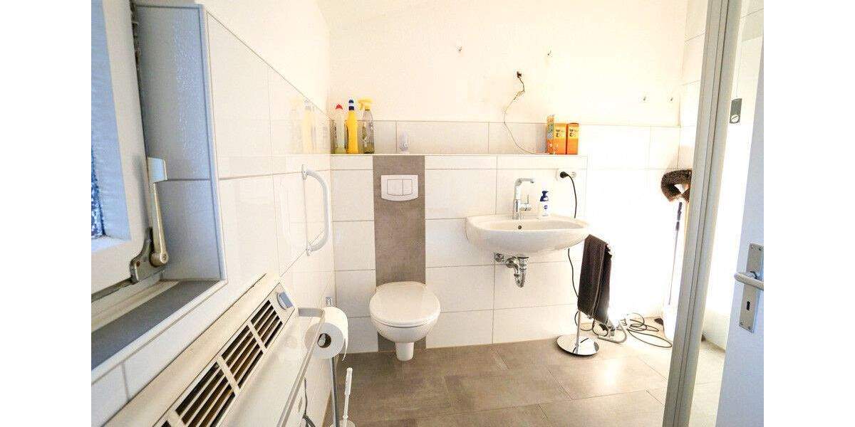 Rheinberg-Ossenberg: Sanierungsbedürftiges Schmuckstück 5 zimmer