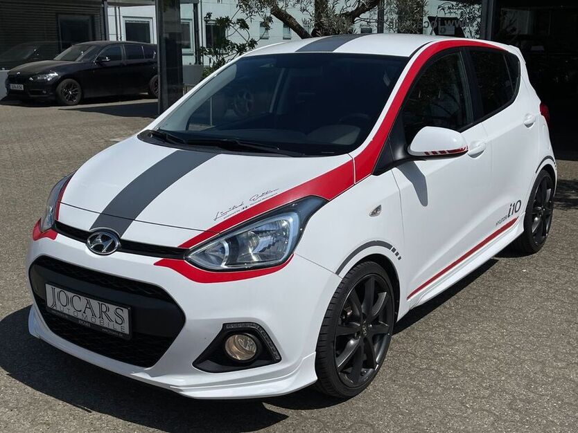 i10