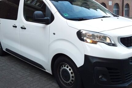 Peugeot Traveller 290.050 km 8.900 &euro; Mülheim an der Ruhr 45473