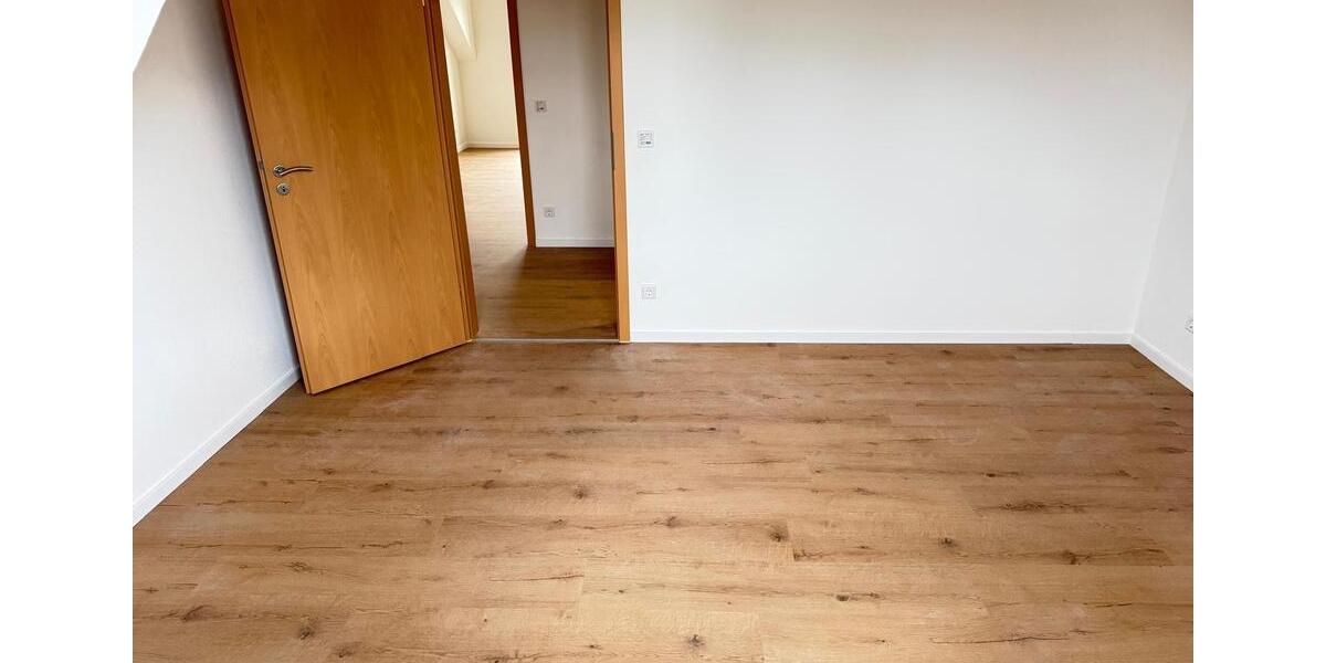 2,5-Zimmer - DG -Wohnung mit Balkon ohne Kinderzimmer in Herne 2 zimmer