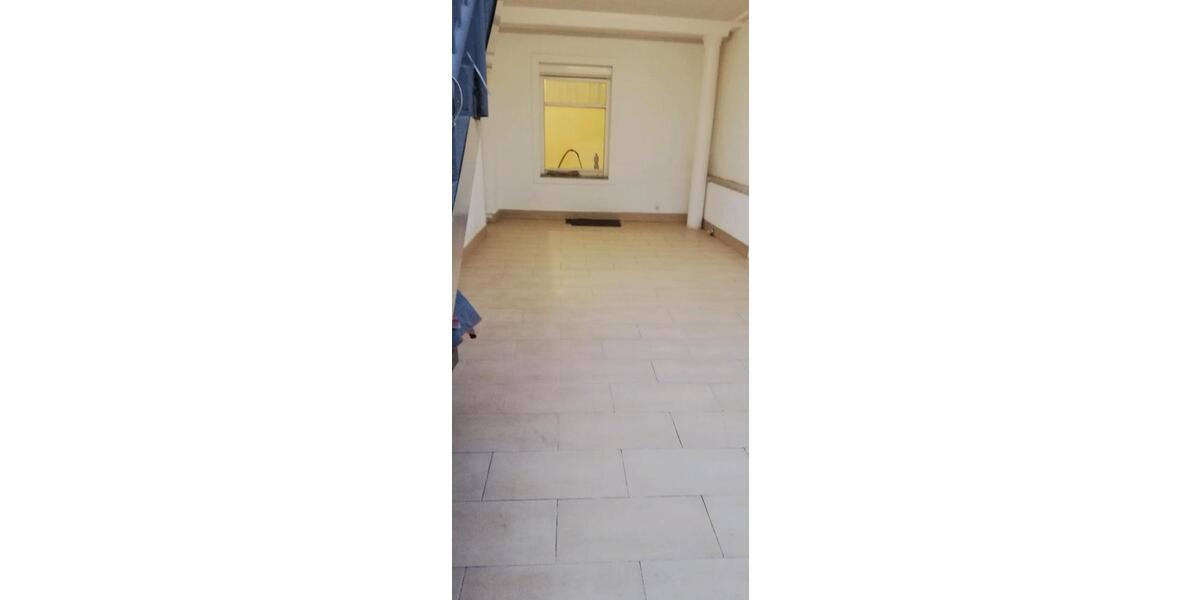 Oberhausen Sterkrade Toor Eingentumer Wohnungn Zu Vermiten 5 zimmer