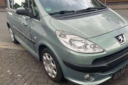 Peugeot 1007