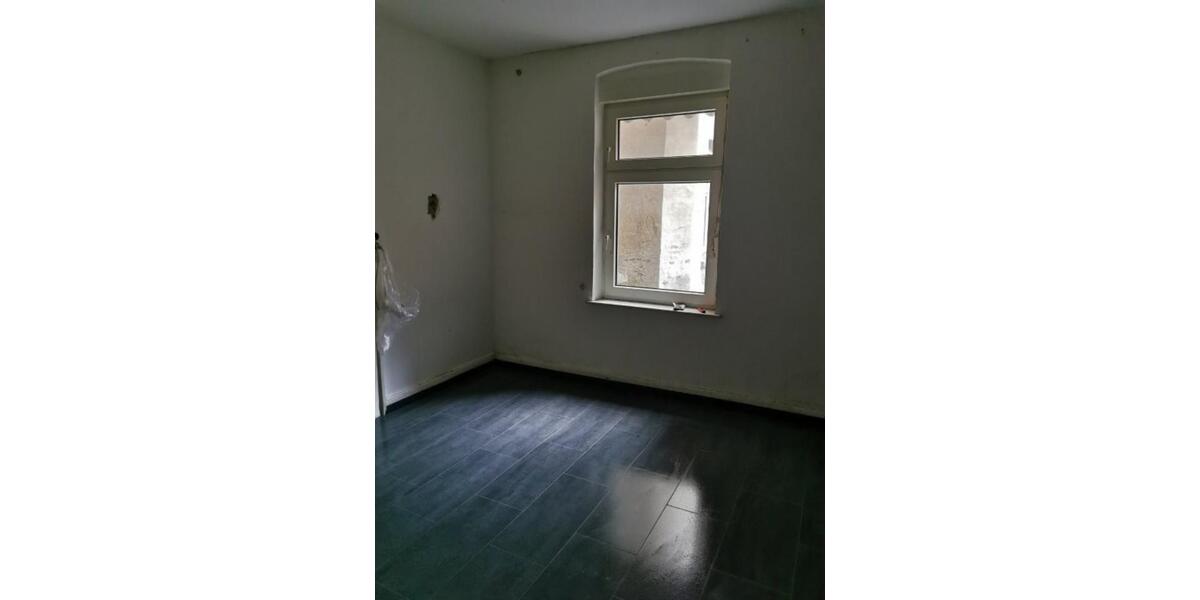 4 Zimmer +1 Durchgangszimmer, ca.108 m2, von priv. zu verm. 4 zimmer