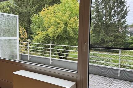 Helle Wohnung mit Balkon und Einbauküche in Mülheim a. d. Ruhr 2.5 zimmer